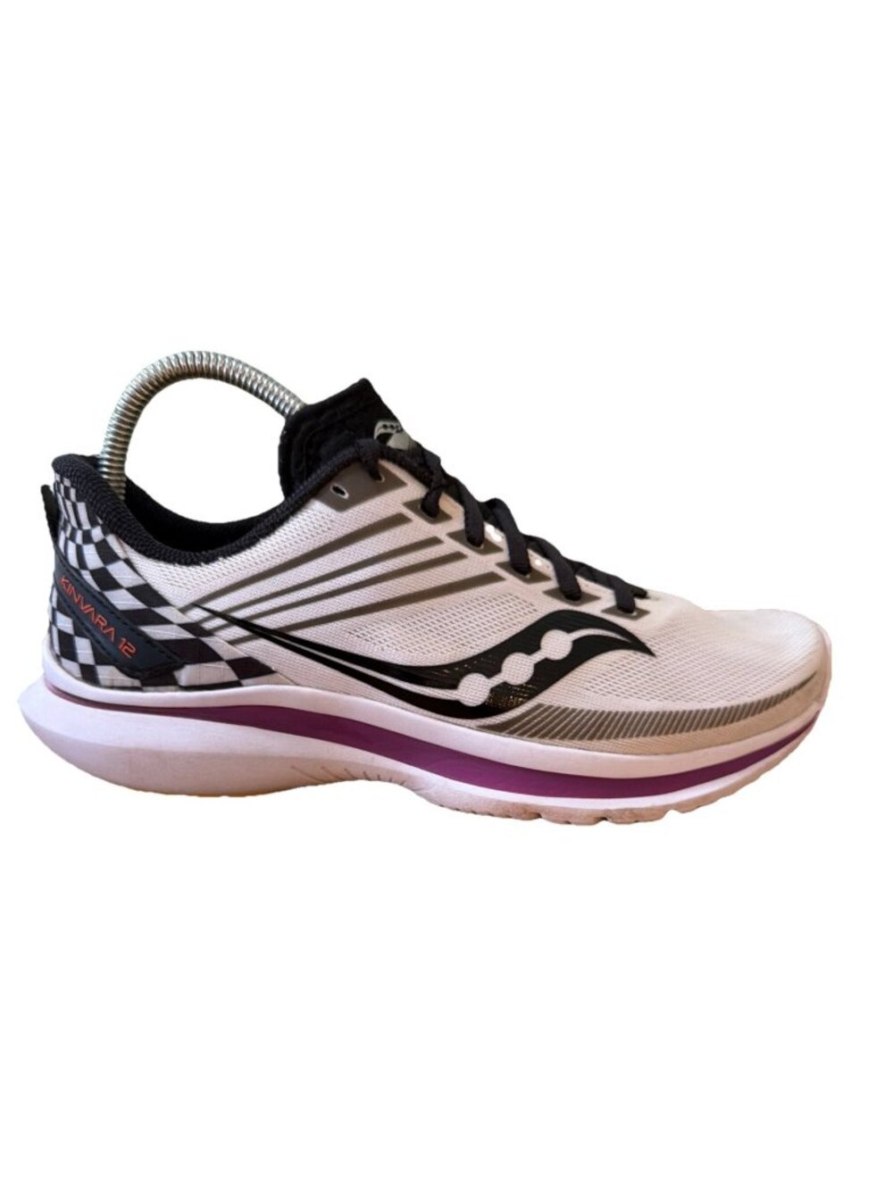 Saucony Kinvara 12 Shoes Womens Size 9 White Running Comfort Walking Gym Sneaker